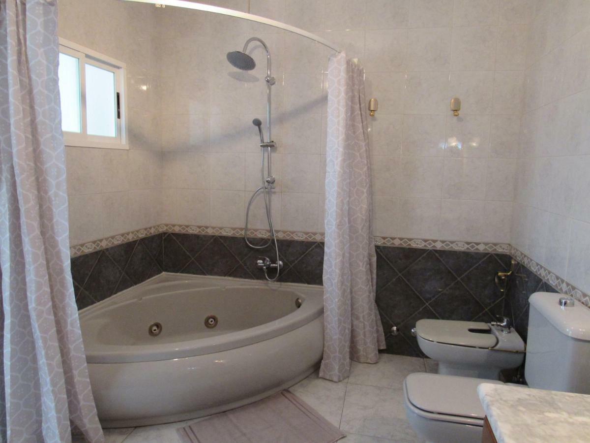 Вилла La Casa De Burgui Бургильос-де-Толедо Экстерьер фото